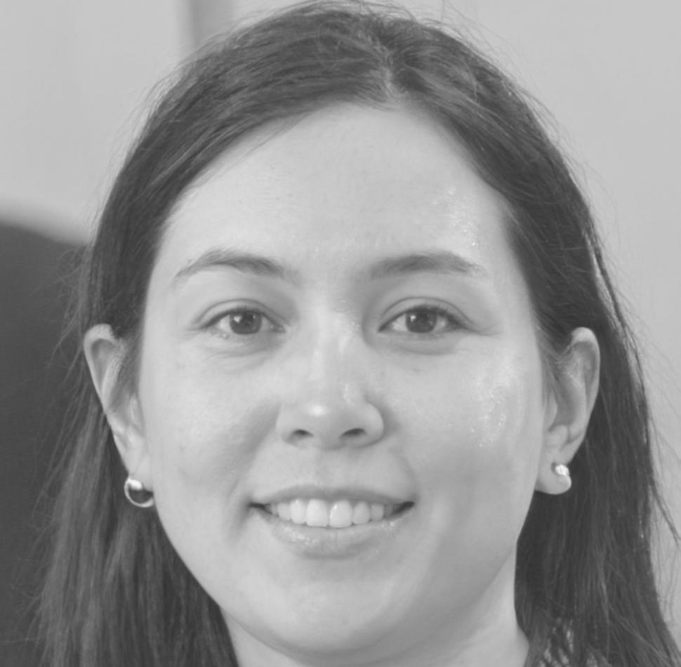 Instructora Núria especializada en ahorro sostenible